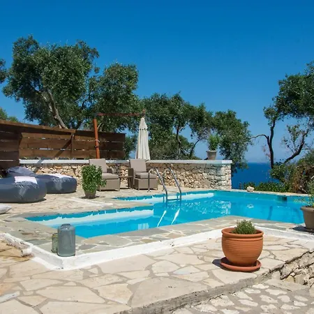 Paxoblue Junior With Private Pool Apartment Ieromonachos